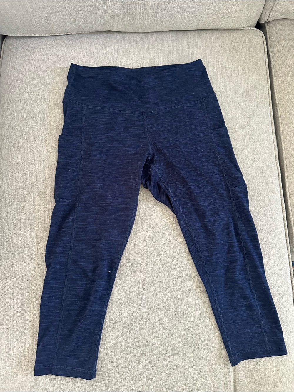 IUGA capri length leggings